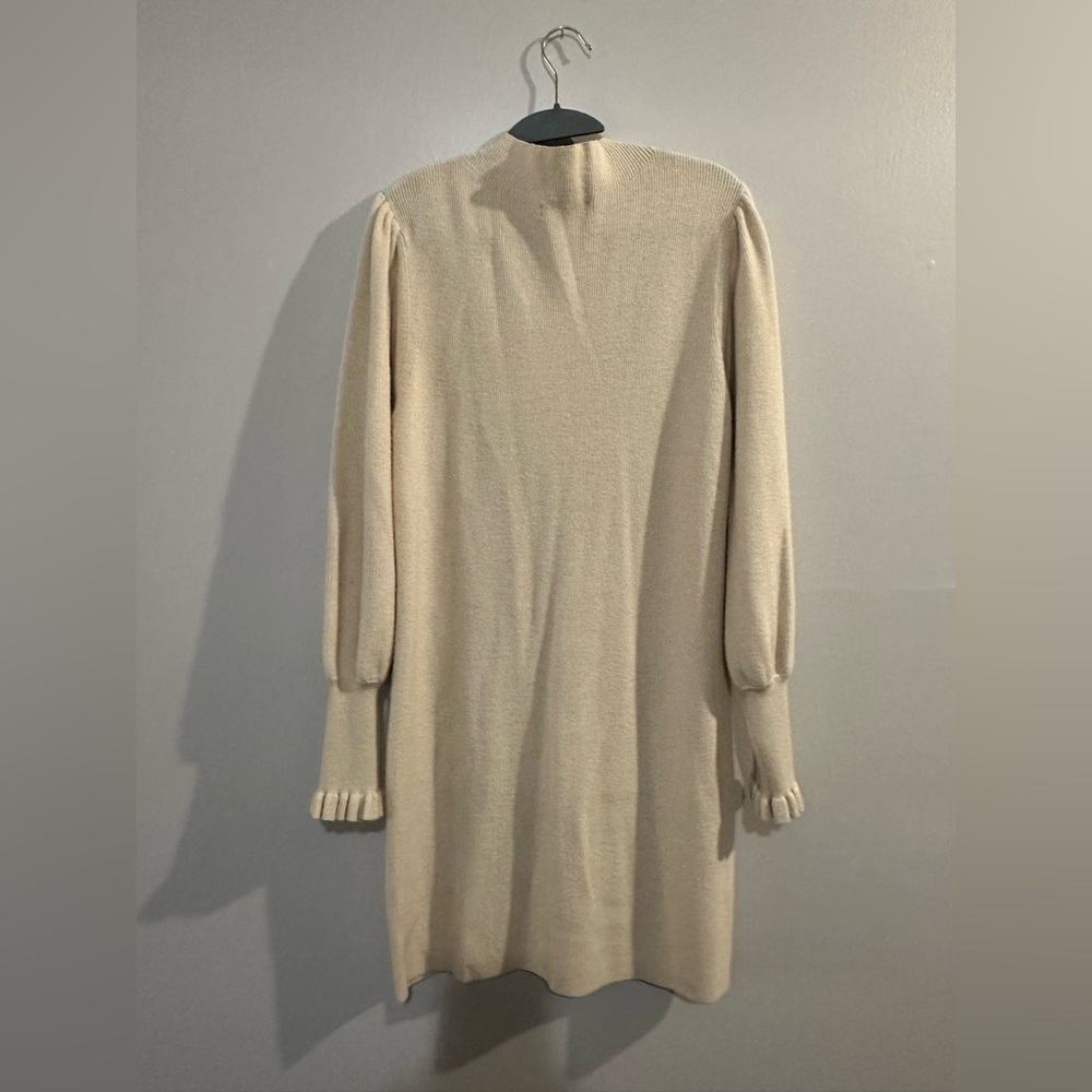 Chelsea28 Cream Long Sleeve Dress